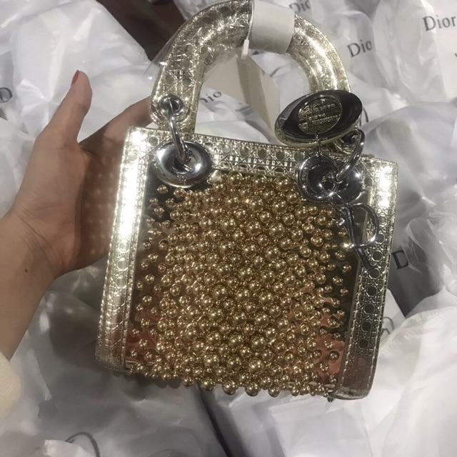 Túi xách đính hạt siêu đẹp