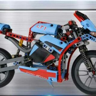 Mô hình lắp ráp moto phân khối lớn