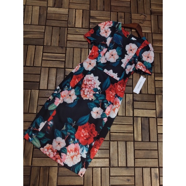 Váy ck vai bồng