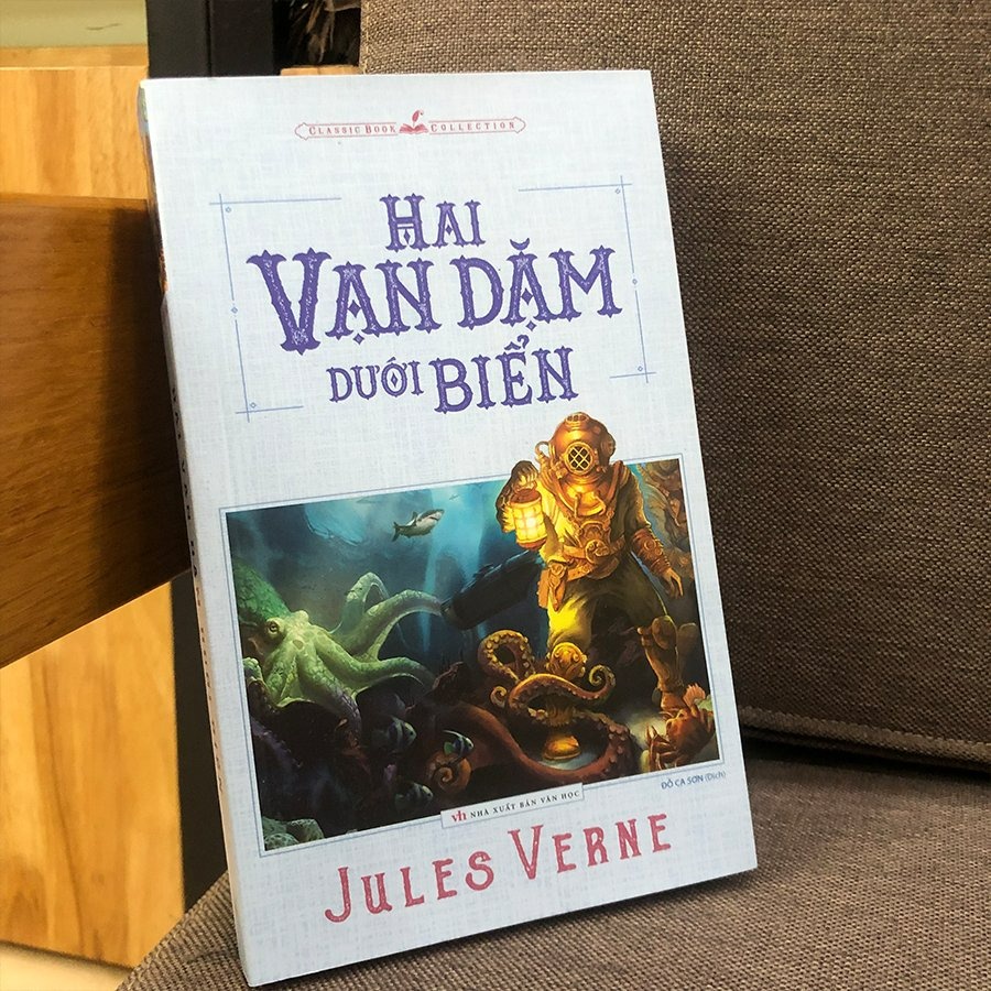 Sách: Hai Vạn Dặm Dưới Đáy Biển