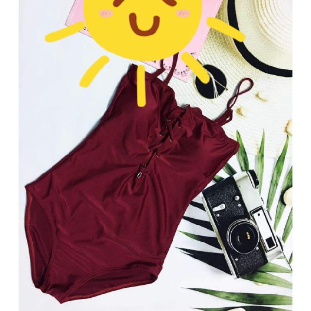 Bikini liền thân sang chảnh màu đỏ đô