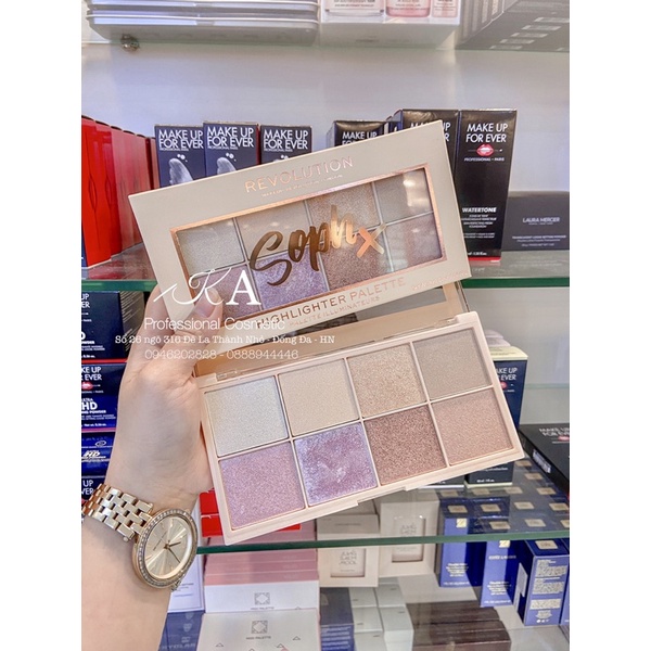 Bảng bắt sáng Highlighter Make Up Revolution Sophx