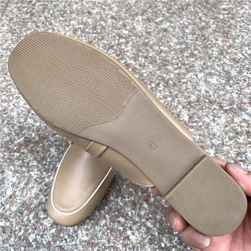 GAP Giày sục đế bệt