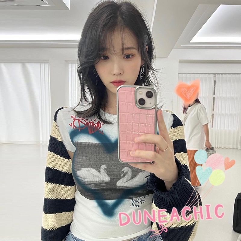 Áo Thun Ngắn Tay Cổ Tròn In Hình Thiên Nga Tương Phản Cá Tính Cho Nữ