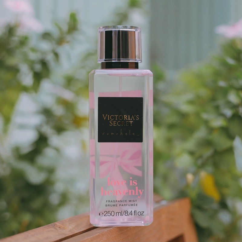 Xịt thơm LOVE IS HEAVENLY