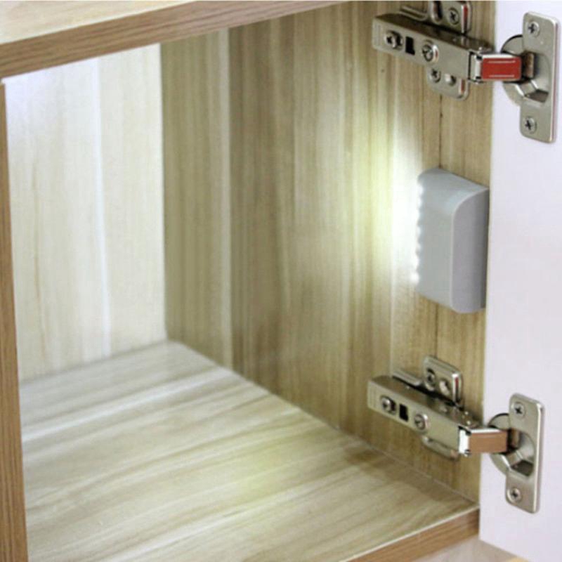 Đèn LED gắn bản lề tủ quần áo 12V