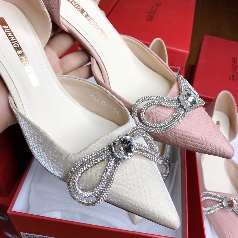 Giày cao gót nơ dây khoét eo QCCC Full box RH-668-9