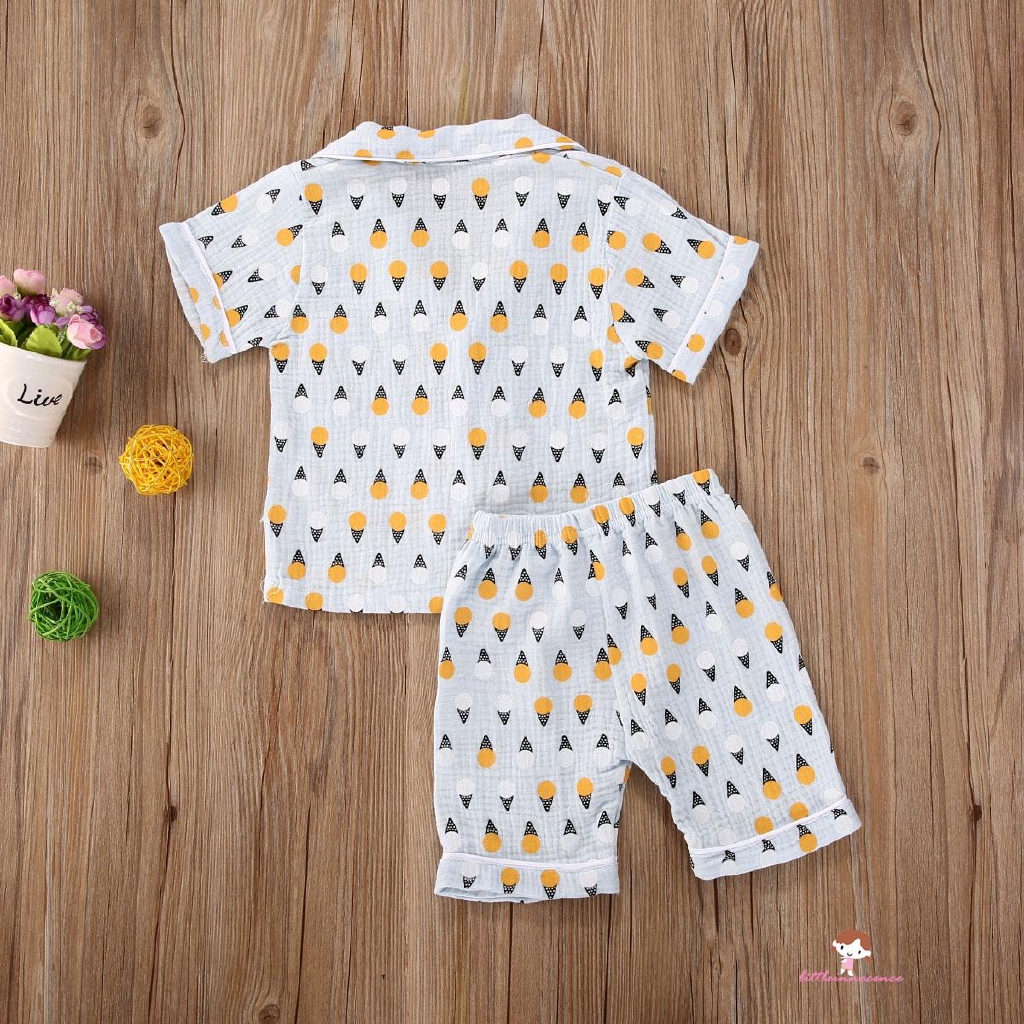 Set Áo Thun Ngắn Tay Cổ Tròn + Quần Short Pajamas Đáng Yêu Cho Bé