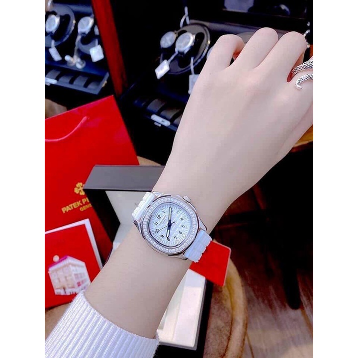 Đồng hồ Nữ patex vành đá cao cấp chạy pin máy Nhật size 30mm dây cao su nhiều màu