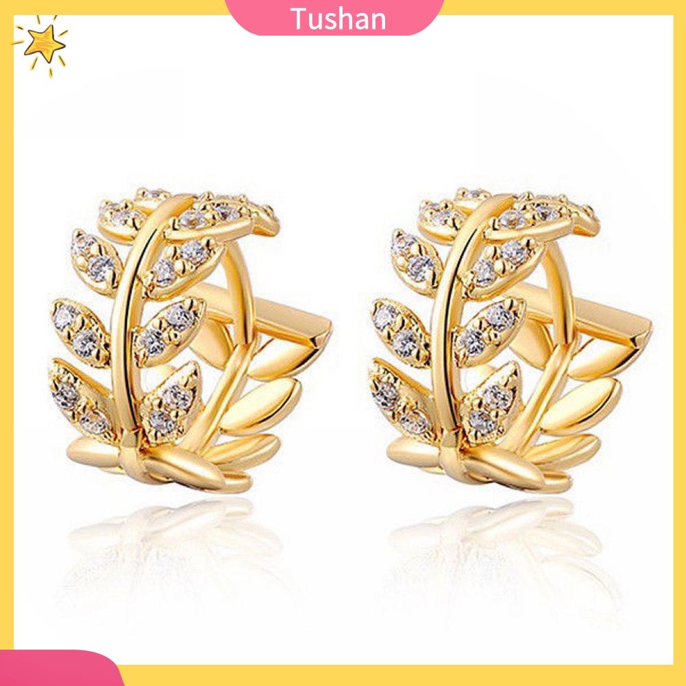 Hoa tai Huggie thiết kế chiếc lá đính đá cho nữ