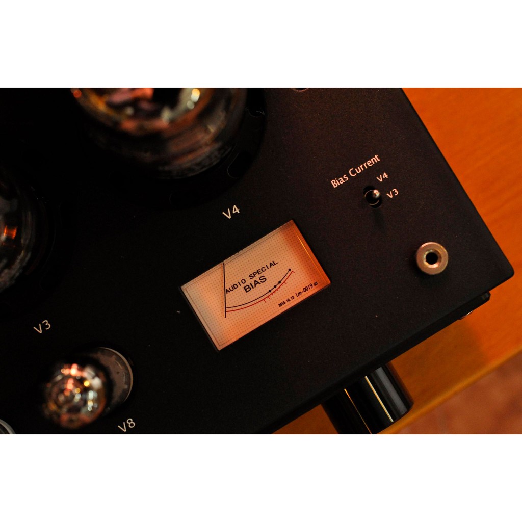 Amply đèn Line Magnetic LM-216ia