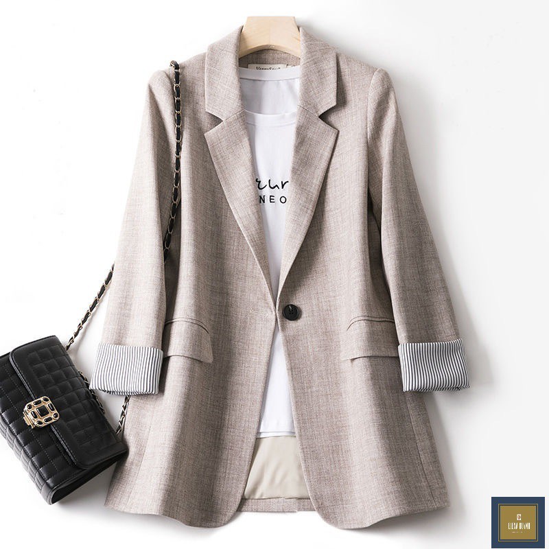 Áo blazer trơn nữ đẹp phối tay phong cách Hàn Quốc