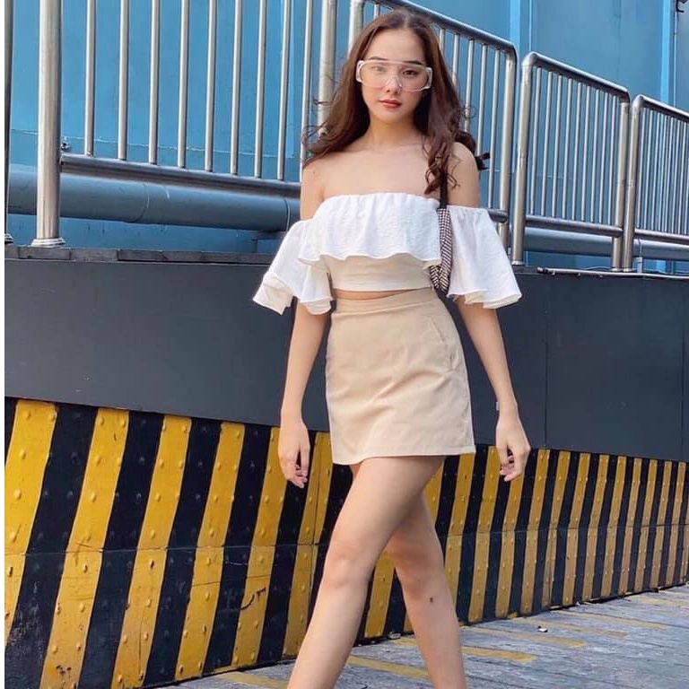 Áo croptop trễ vai bèo tay loe  màu vàng, trắng  MSA567