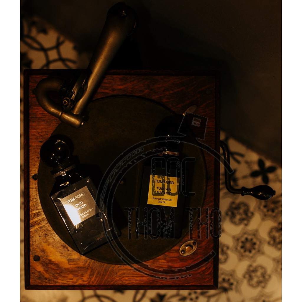 Mẫu thử nước hoa Tomford Tuscan Leather 05/10ml