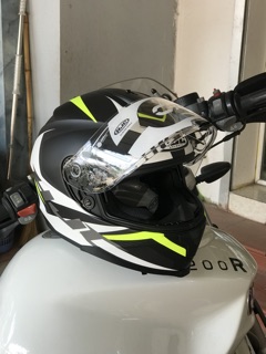 HJC C70 - 2 Kính