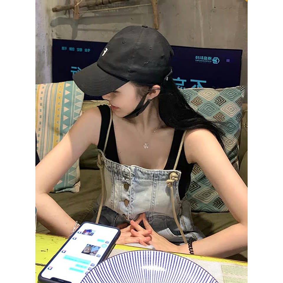 Quần yếm jean phối nút cột dây cách điệu, freesize đơn giản nhưng siêu dễ thương cho nữ, phong cách trẻ trung, năng động | BigBuy360 - bigbuy360.vn