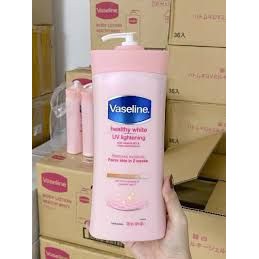 Sữa Dưỡng Thể 725ml Vaseline Làm Trắng Sáng, Mịn Da Và Giữ Ẩm Intensive Care Deep Restore.