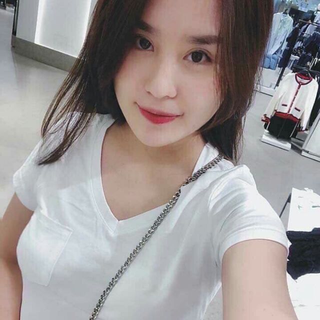 Áo phông cổ tim Pull& pear có túi ngực