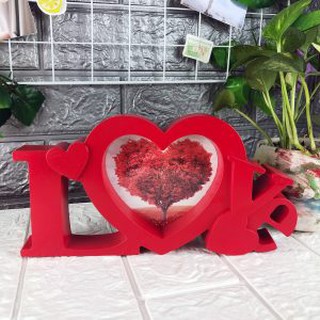 Khung ảnh để bàn chữ love