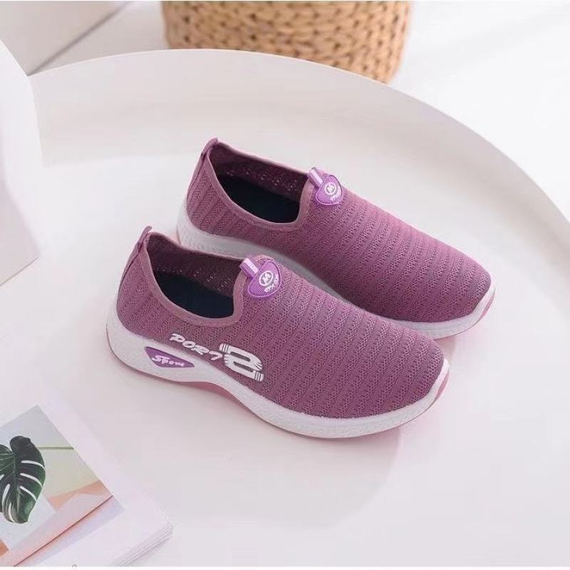 Giày thể thao trượt họa tiết hoa cúc LH.Sunday đang ở đây Rất đẹp. Không đáng.