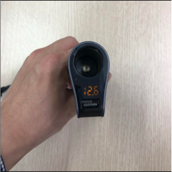 Tẩu Sạc Nhanh QC Ô tô, Xe Hơi Hyundai 1 Tẩu Tròn  - Có Đèn Led Báo Điện Áp