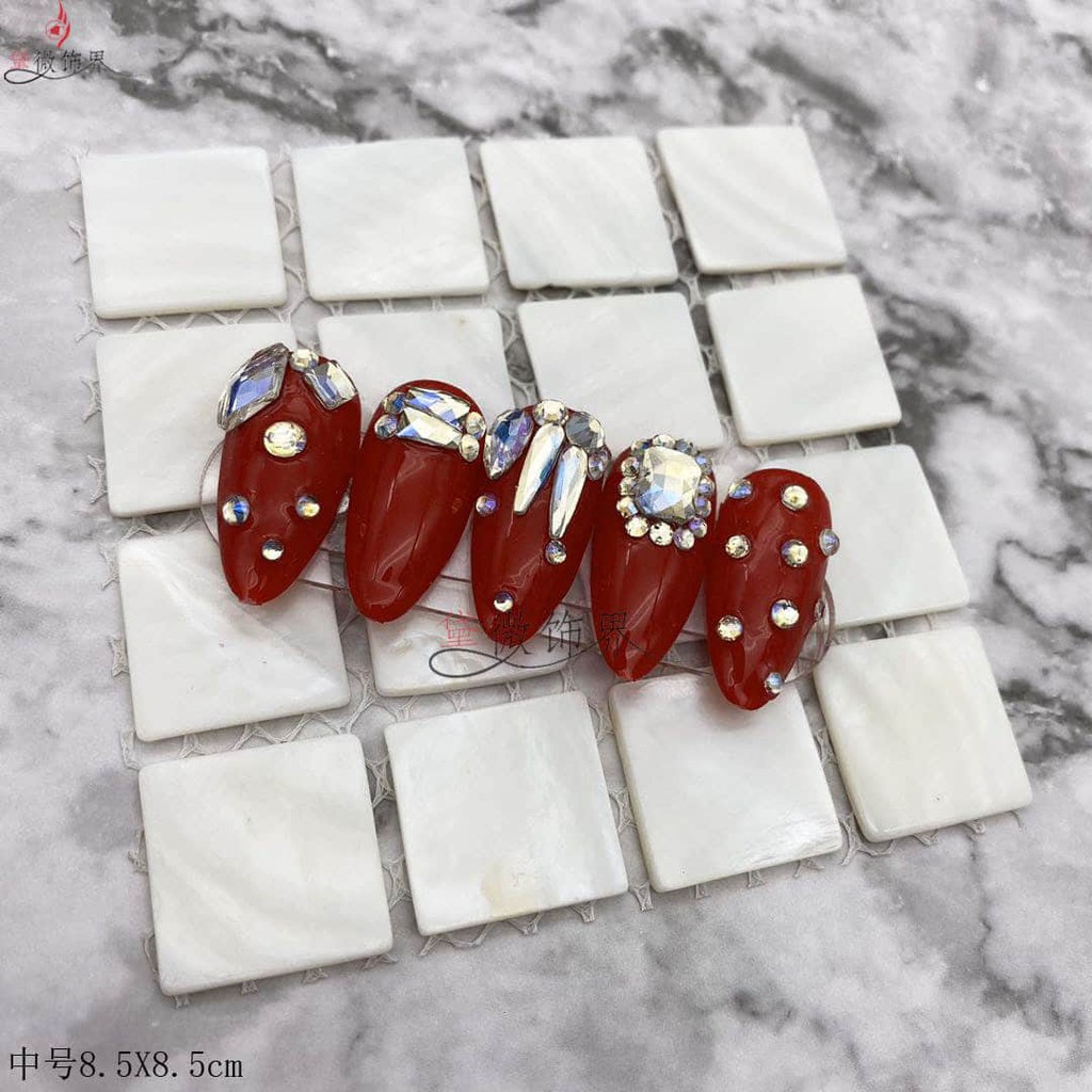 Thảm đá chụp ảnh móng