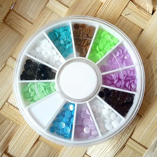 Khay Nails, Trang trí Móng tay
