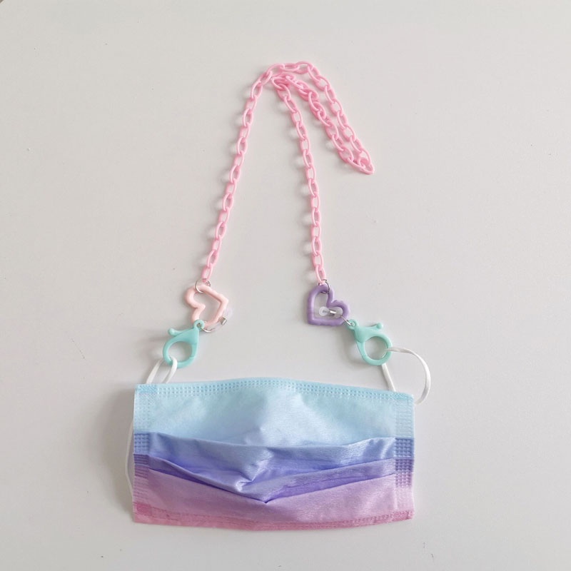 Dây đeo mắt kính phối trái tim màu sắc ngọt ngào