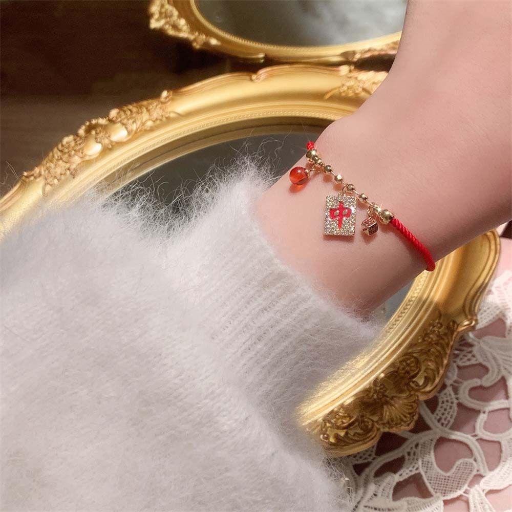 Vòng Tay Dây Đỏ May Mắn Mặt Hình Hổ Cung Hoàng Đạo Dễ Thương