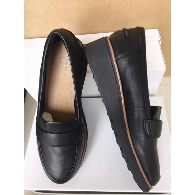 Giầy slipon Clarks Sharon