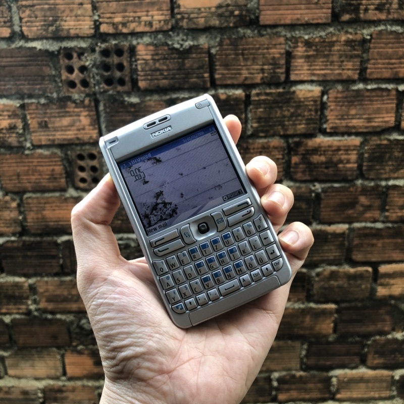 Điện Thoại Nokia E61 Thị Trường Đức