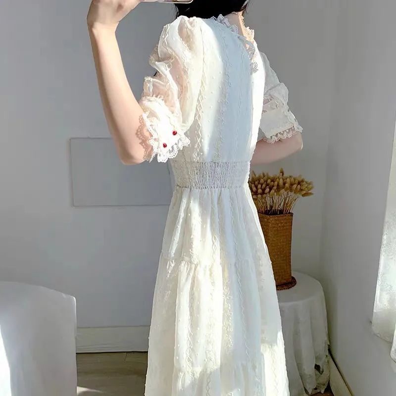 Đầm Dài Dáng Ôm Phối Ren Thêu Họa Tiết Phong Cách Pháp Cổ Điển Thời Trang Cho Nữ