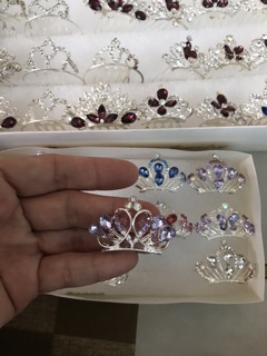 Vương miệng trang trí hoa