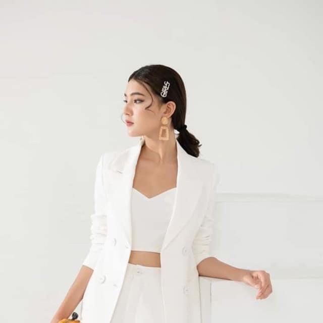 Pass vest trắng