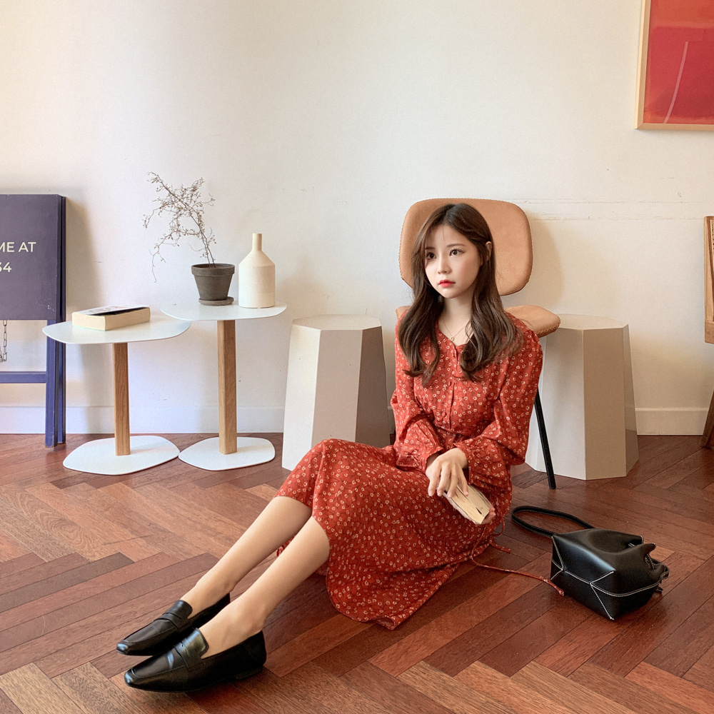 Đầm Midi với thiết kế cổ chữ V dài tay có in hoa xinh xắn 32529