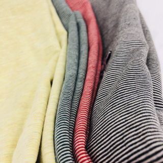 Áo thun Pull&Bear xuất/ còn 1 màu xanh nhạt