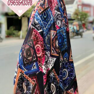 Khăn choàng thổ cẩm đi biển