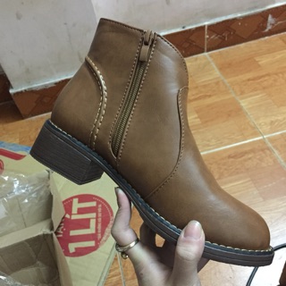 Bốt da ngắn cổ mùa đông