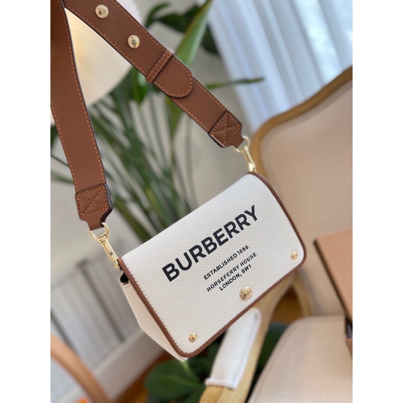 Túi đeo chéo BURBERRY cao cấp 2022
