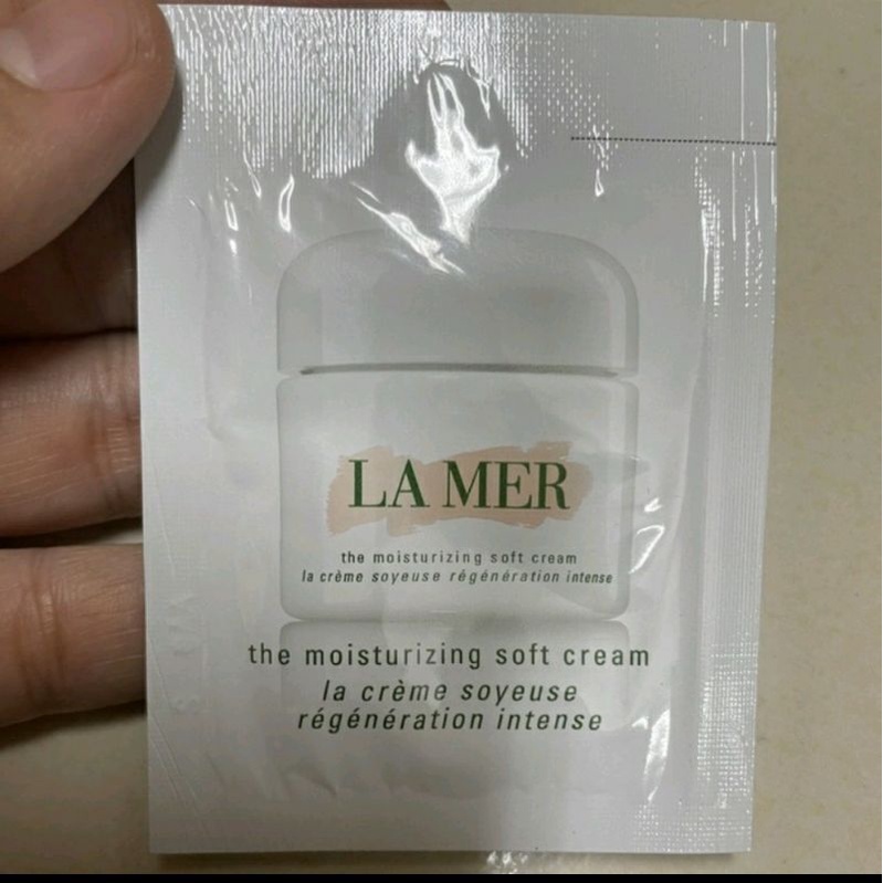 sample KEM DƯỠNG ẨM LA MER THE MOISTURIZING, SOFT CREAM,  COOL GEL CREAM 1.5ML