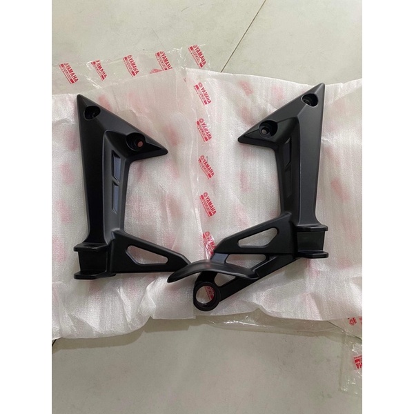 Gác Chân Sau Ex nhỏ