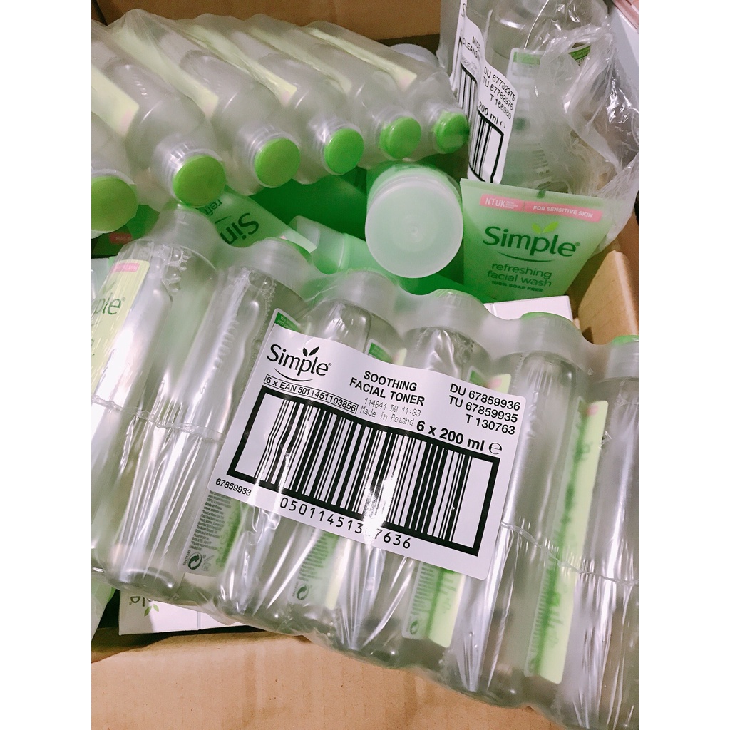 Nước Hoa Hồng Simple Soothing Facial Toner