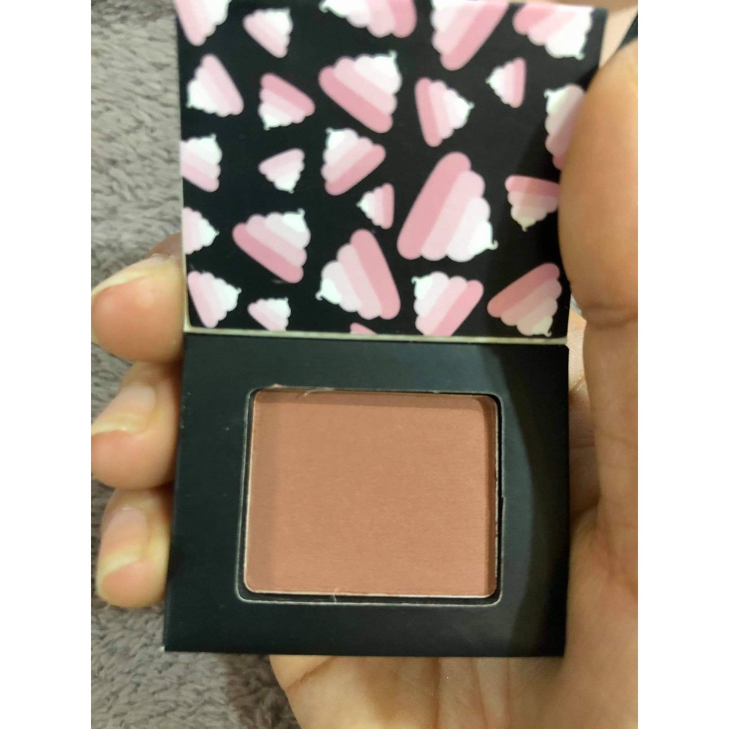 Phấn mắt nyx professional make up eye shadow mini 2g Mỹ