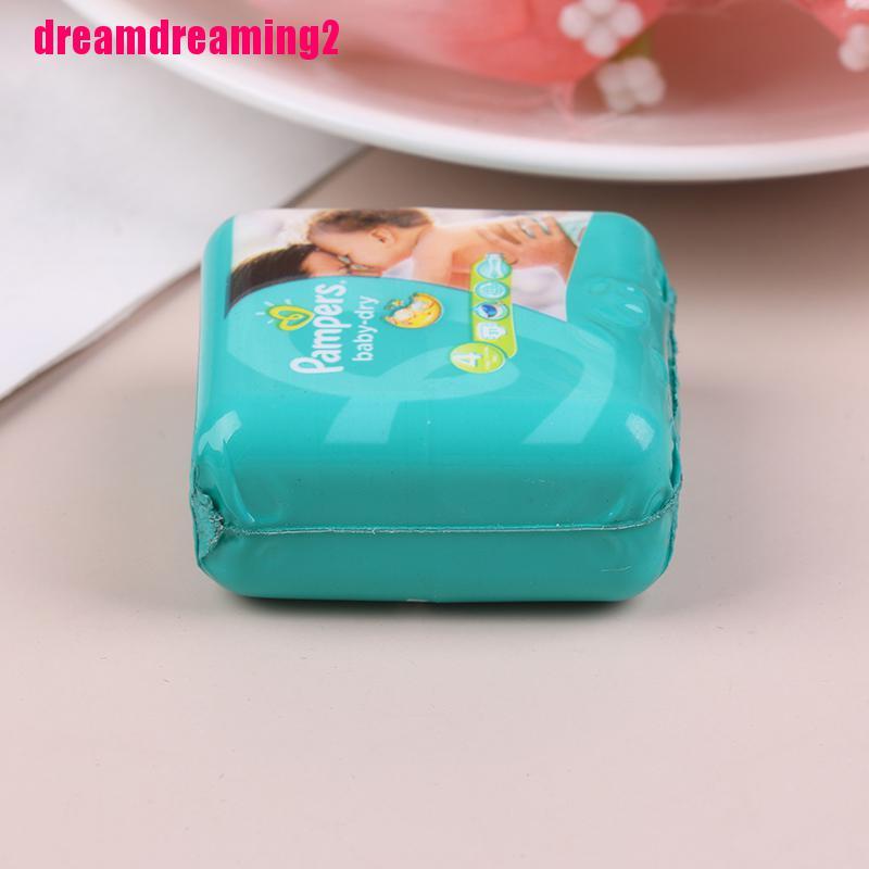 Tã Lót Đồ Chơi Cho Nhà Búp Bê