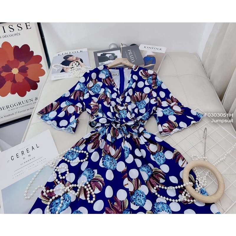 Jumpsuits chấm bi to