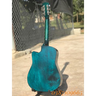 Guitar acoustic màu xanh 
