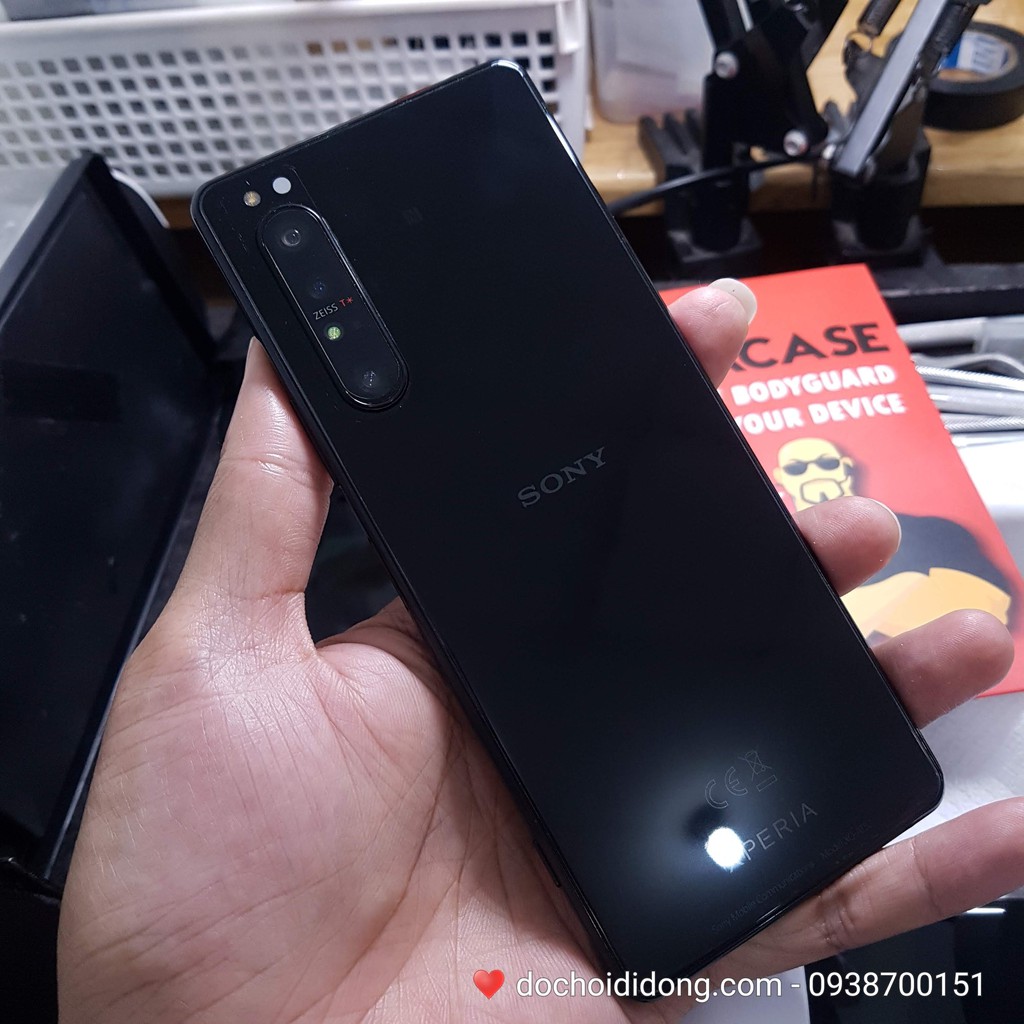 Miếng dán PPF Sony Xperia 1 Mark 2 trong, nhám, đổi màu cao cấp