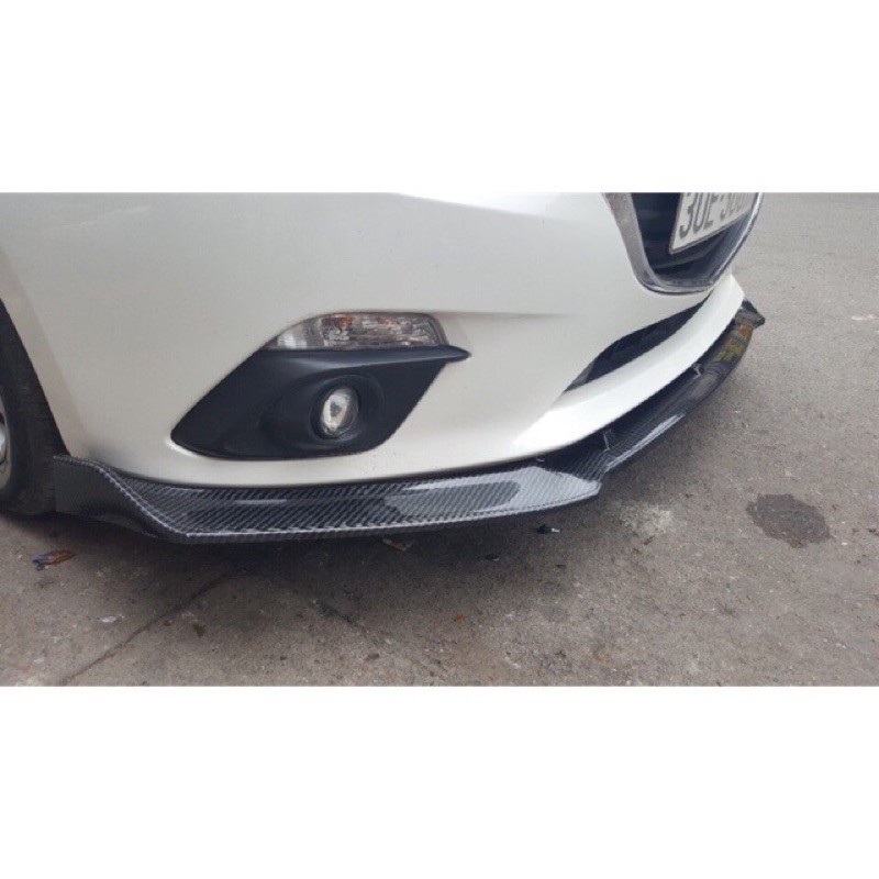 Líp trước Mazda 3