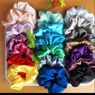 Scrunchies vải  trơn(giao  màu ngẫu nhiên)
