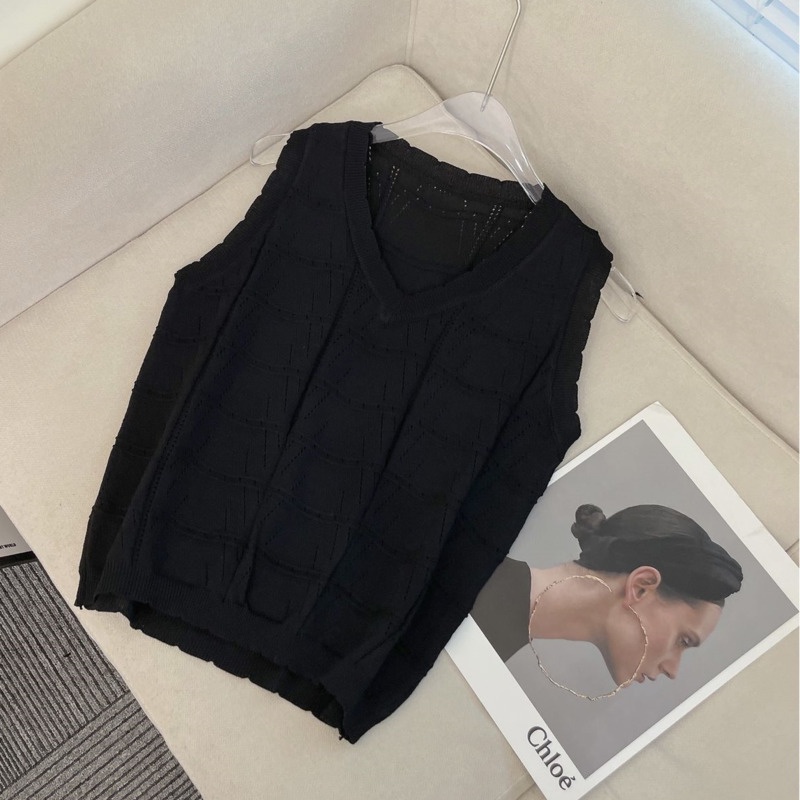 Áo Sát Nách Dệt Kim Thiết Kế Cổ Chữ V Quyến Rũ